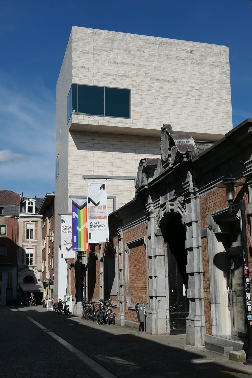 Leuven, M - Museum Leuven seen from Savoyestraat 