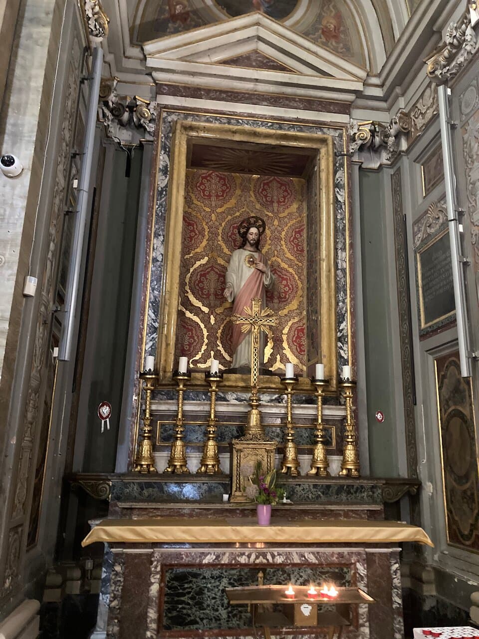 Side chapel