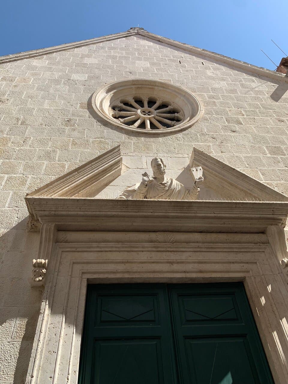 TROGIR - So many churchs in the city!
