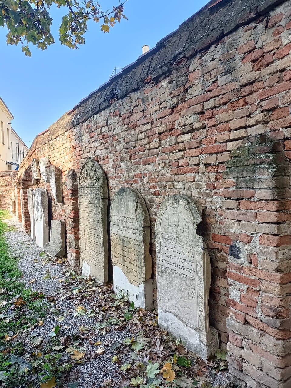 Jewish Cemetery Via Wiel