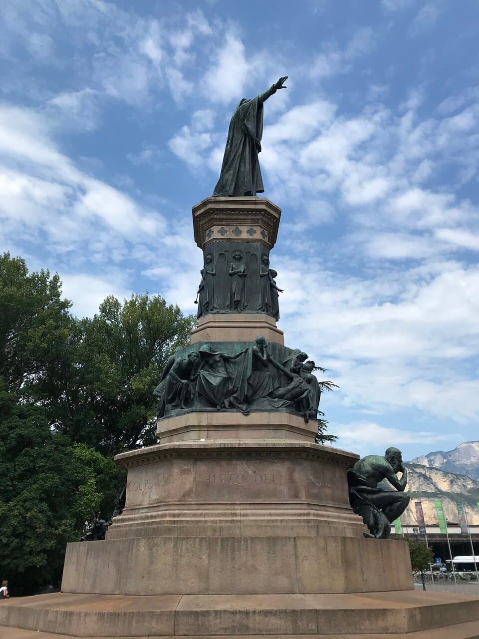 Dante's monument