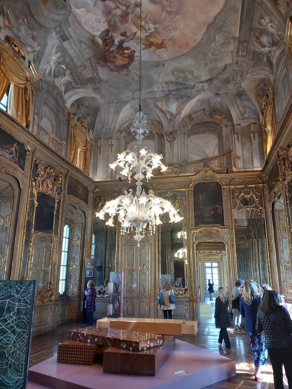 Sala degli Specchi