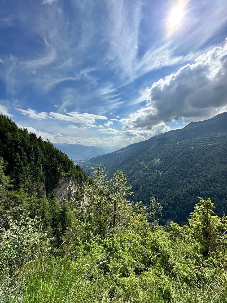 Nice hiking trail, it takes about 3 hours from the town center.