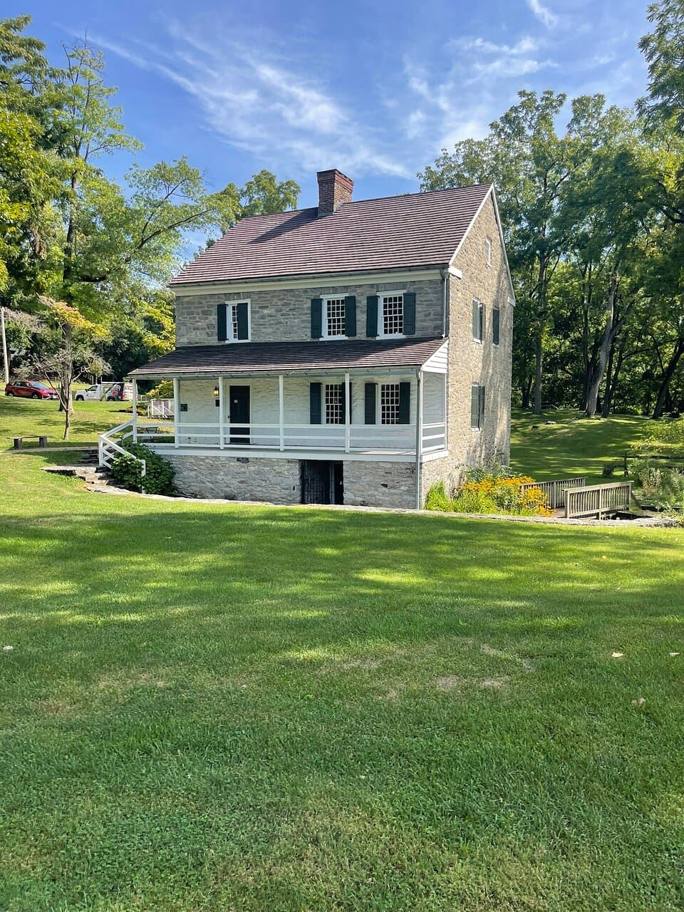 Visiting another historical landmark.