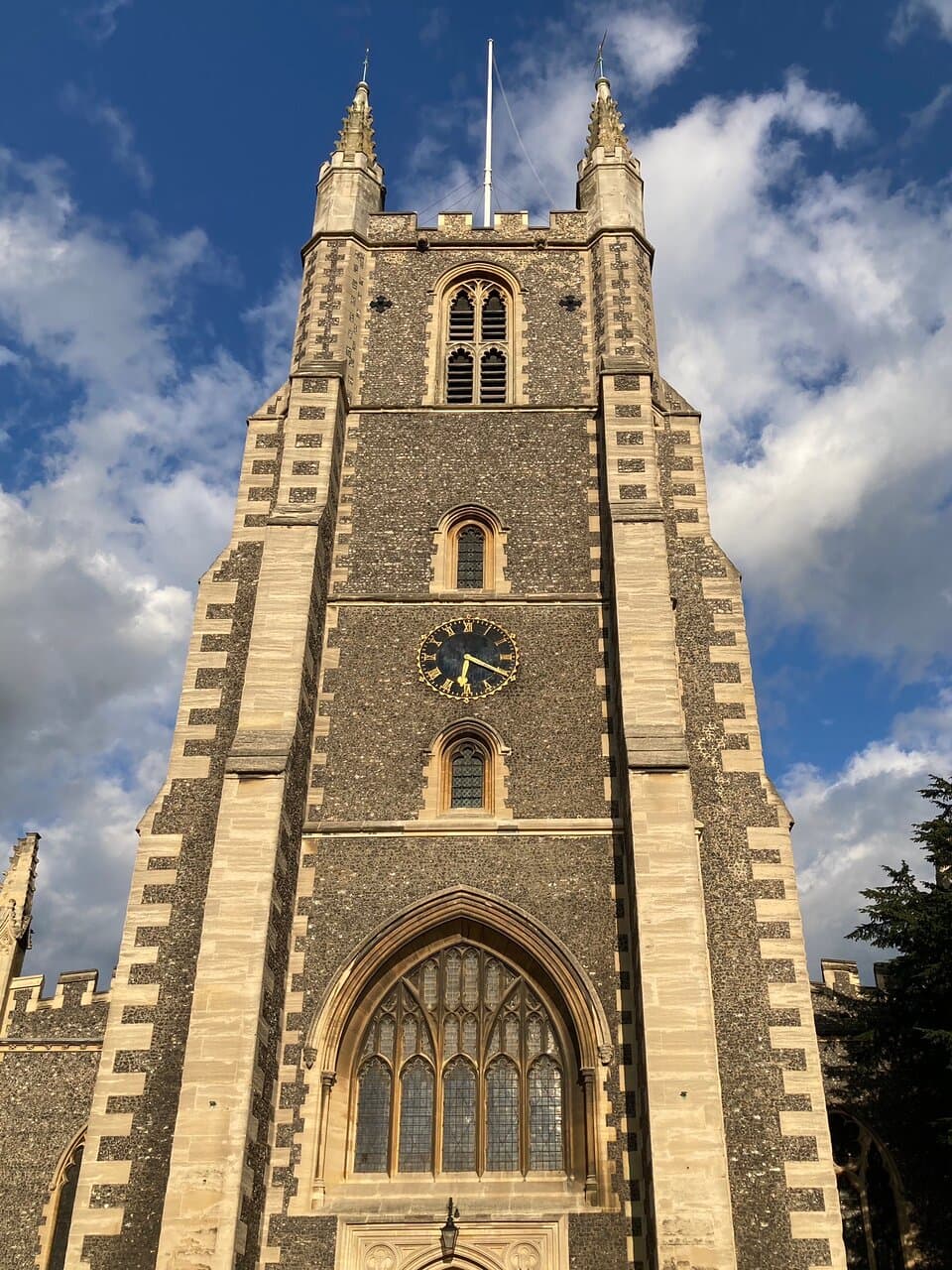 Croydon Minster and related park