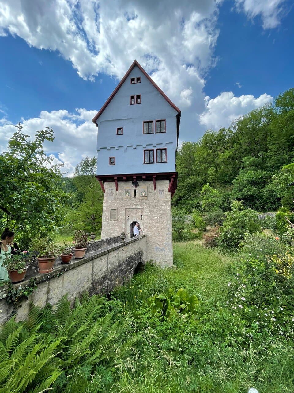 Smallest castle in the world?!