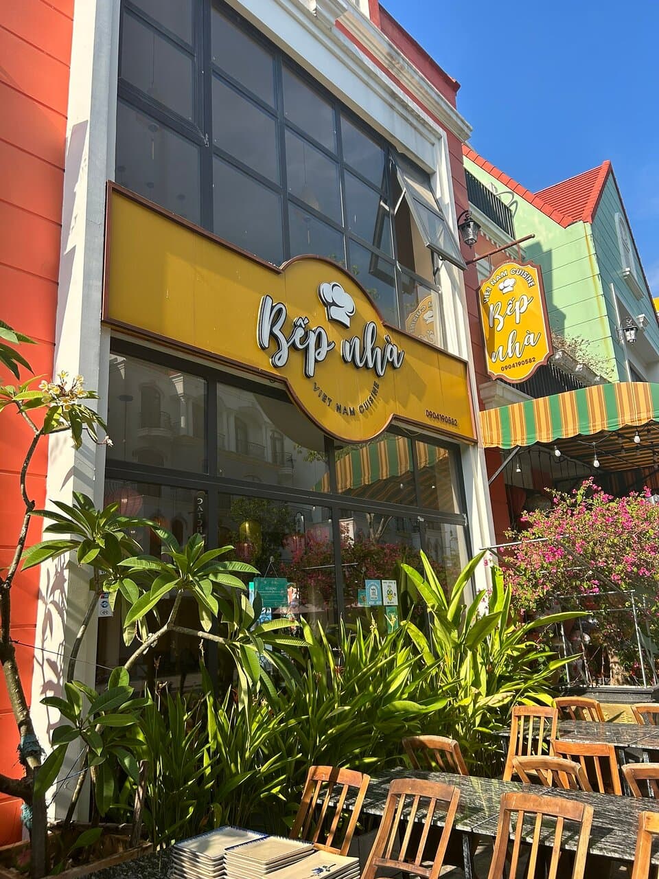 Nhà hàng Bánh Gánh