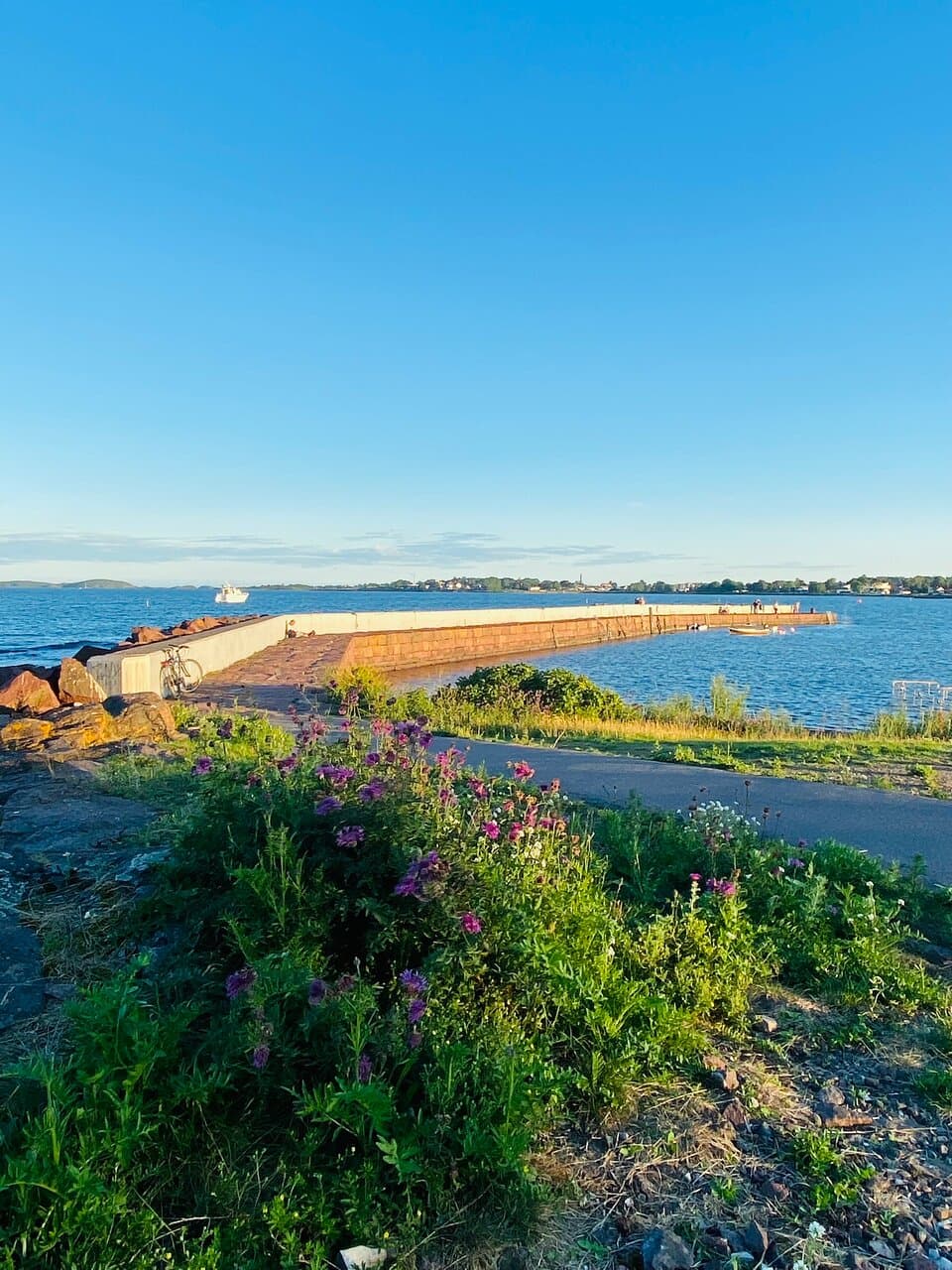 Selected pictures from Ringshaugstranda over the years.