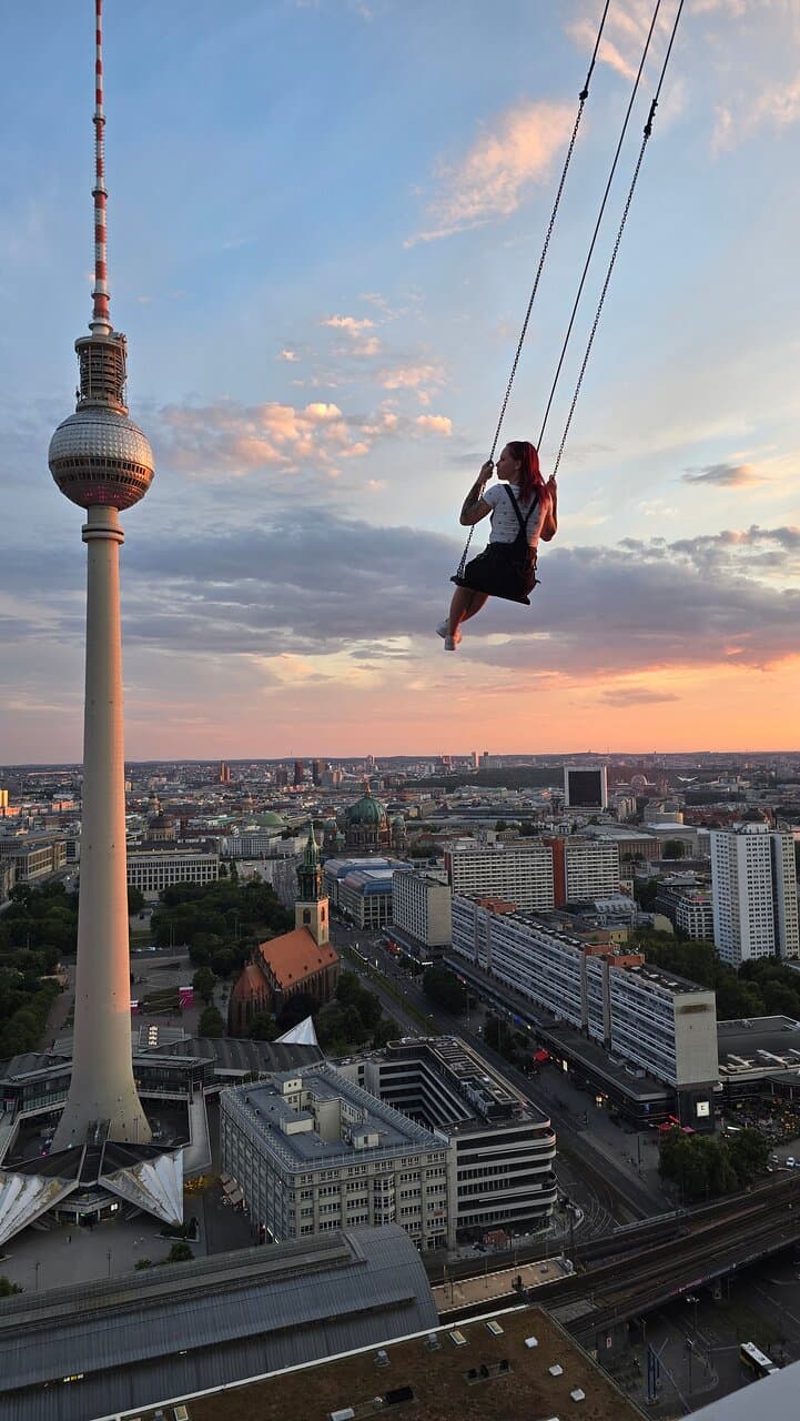 Experience the High Swing Berlin