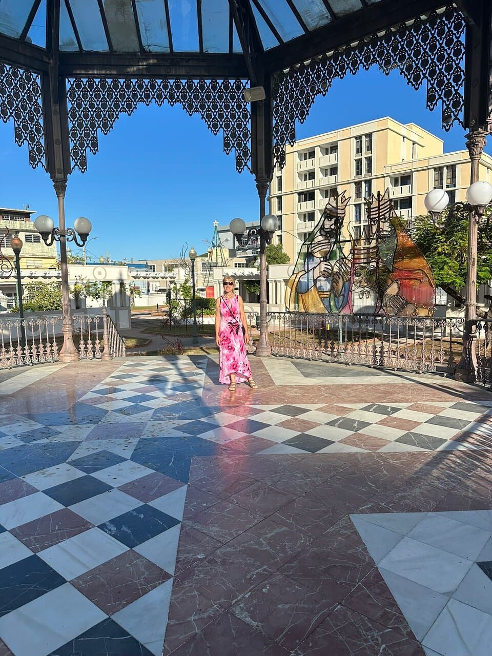 Parque Urbano Dora Colón Clavell