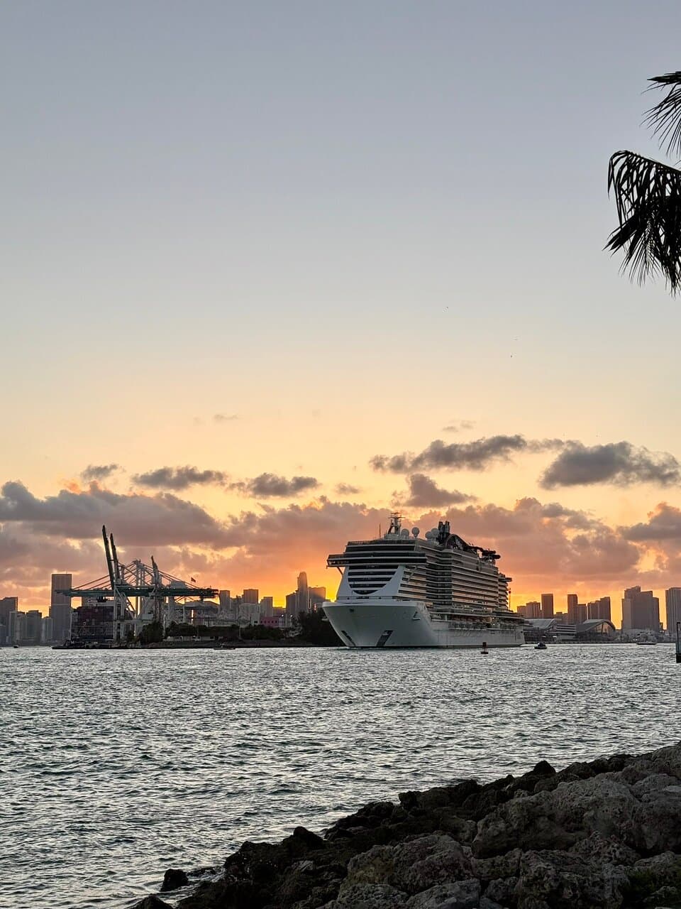 Views from obstinate lighthouse