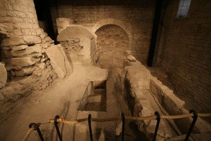 cattedrale (particolare)ipogeo visita gratuita
