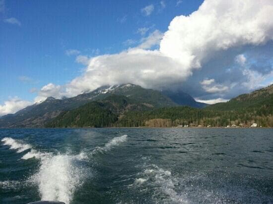                   harrison lake
                