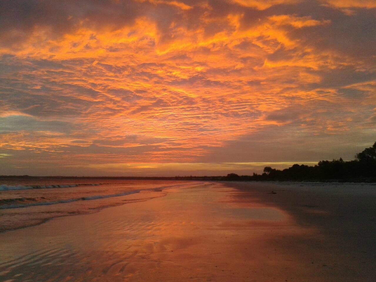                   Dusk at Callala Beach
                