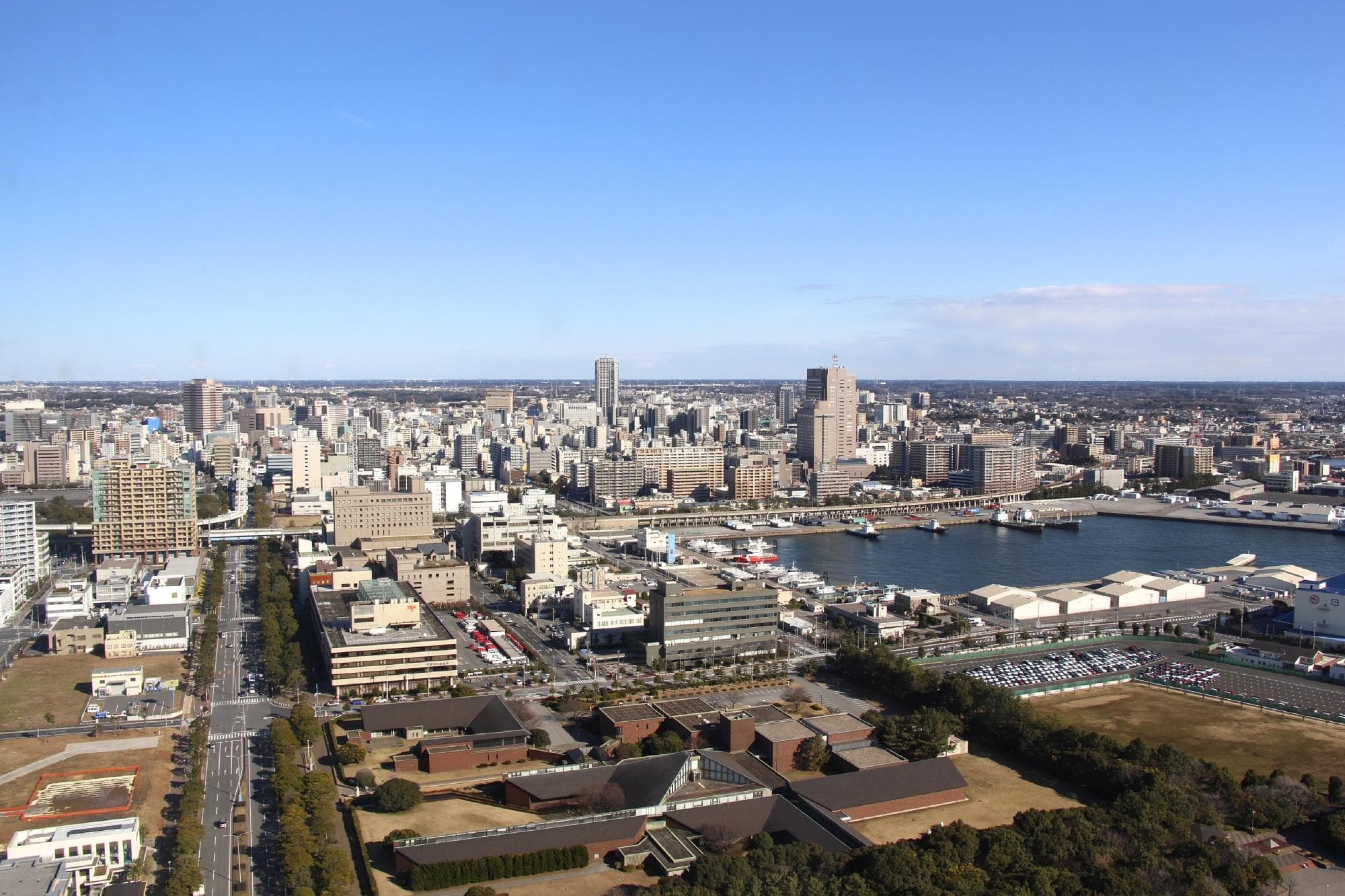 ポートタワーからの風景（北東側、千葉市街地方面）