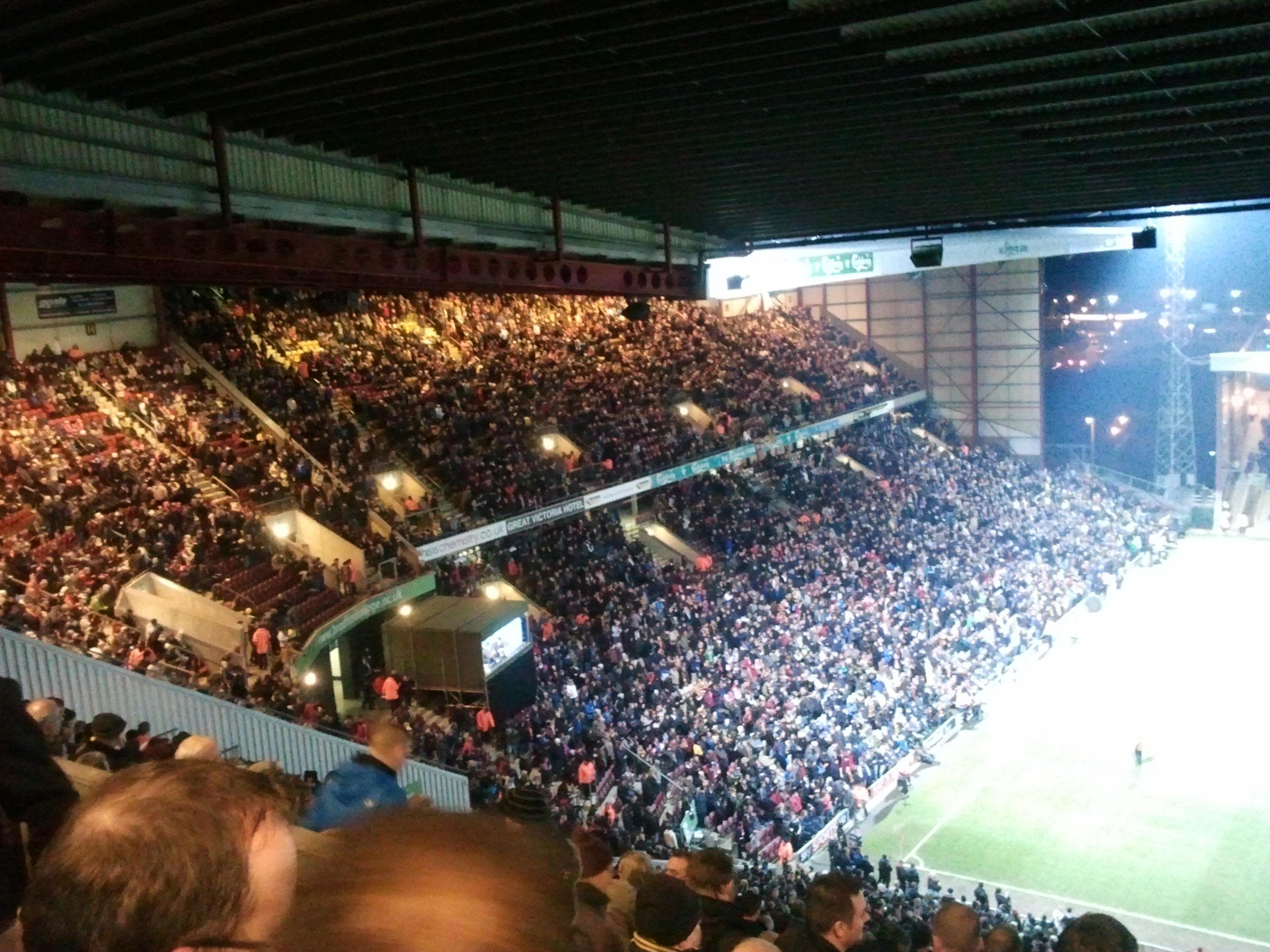 full stadium during cup run