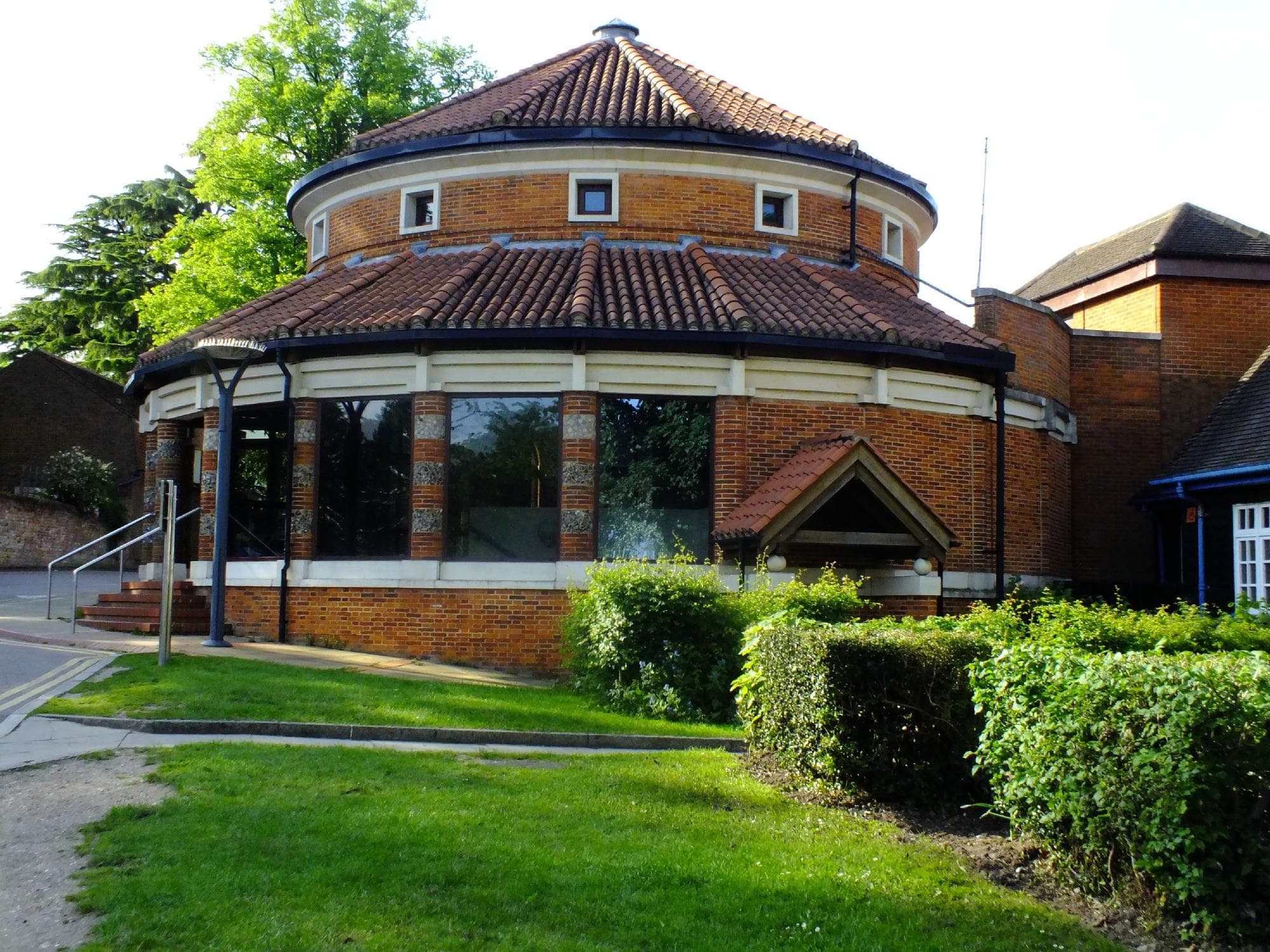 Main entrance from side