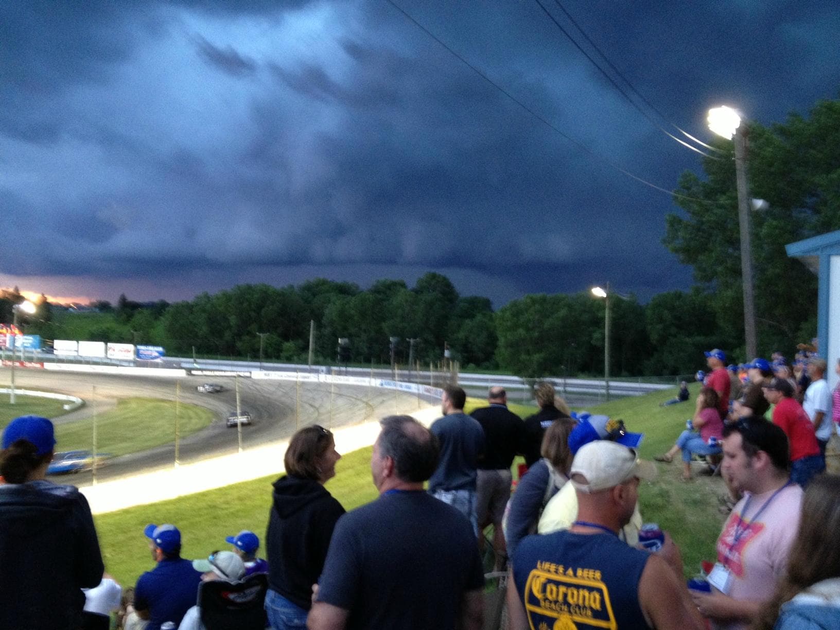 Thunderstorms coming