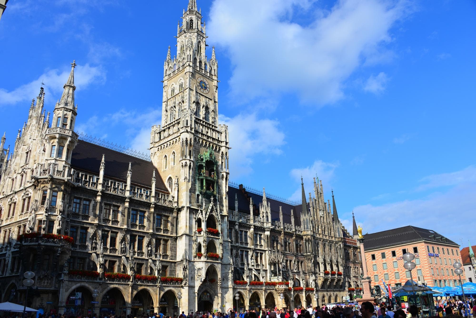 New Town Hall (Neus Rathaus)