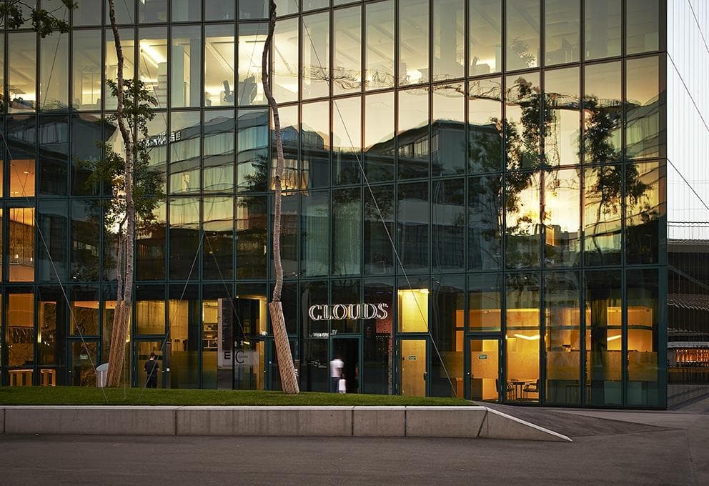 CLOUDS Eingang, Prime Tower Zürich