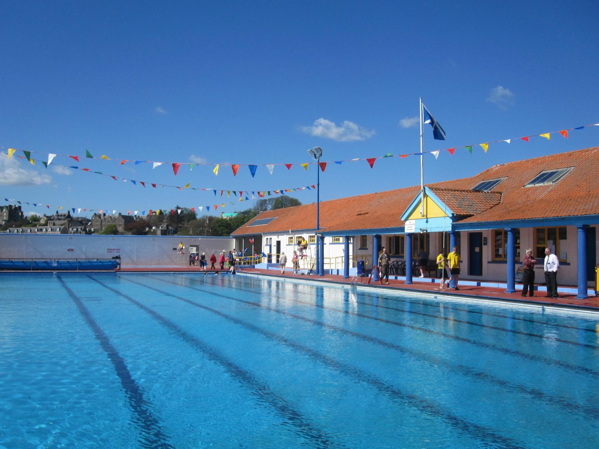 Quiet swims 10-11am peak seasons, 1-2pm other dates