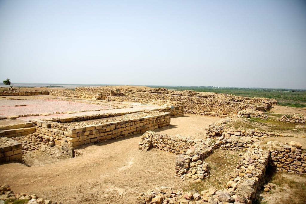 site panorama, mosque floor reminings