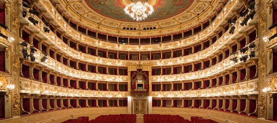 La sala (Ph. Delfino Legnani)