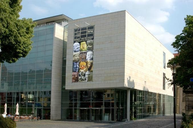 Außenansicht des Roemer- und Pelizaeus-Museum