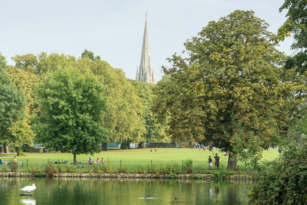 Clissold Park, St Mary's Church