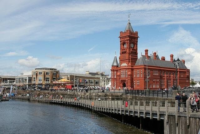 Pierhead and Mermaid Quay