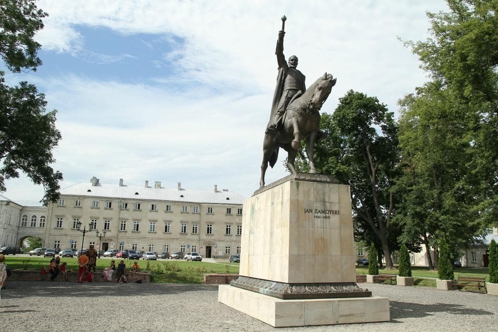 Jan Zamoyski Monument
