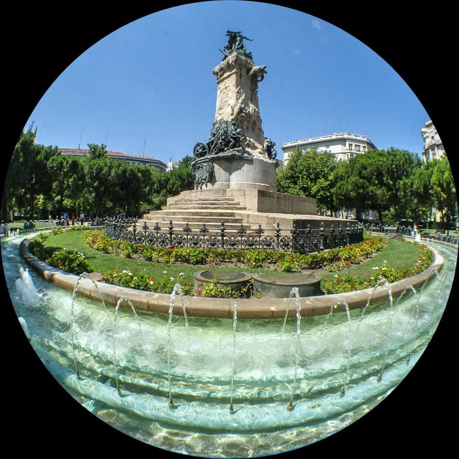 Monumento a los Stios de Zaragoza