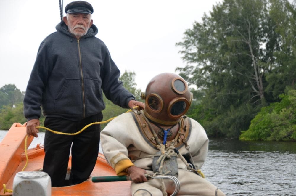 Tarpon Springs diver