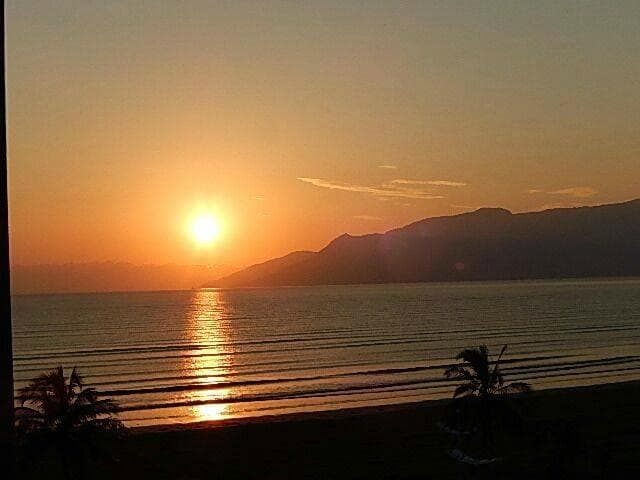 NASCER DO SOL  NA PRAIA DO PORTO NOVO