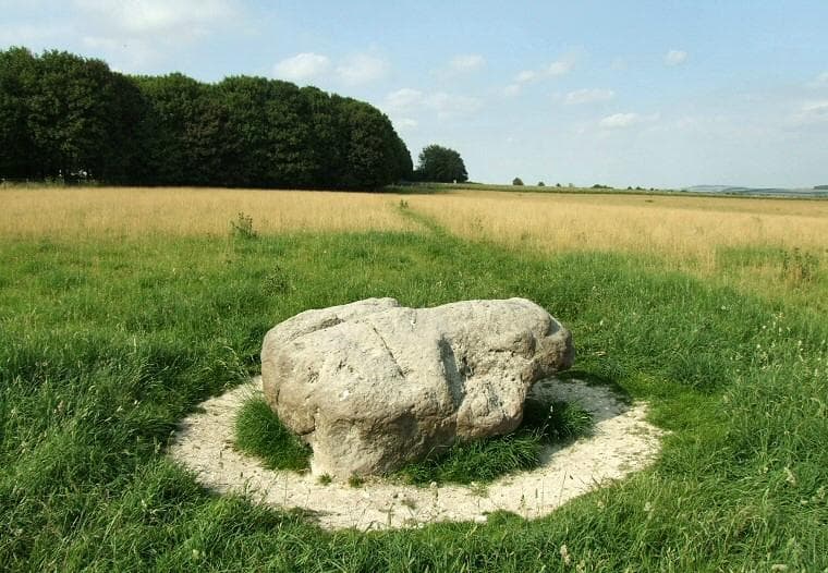 The Cukoo Stone Looking North