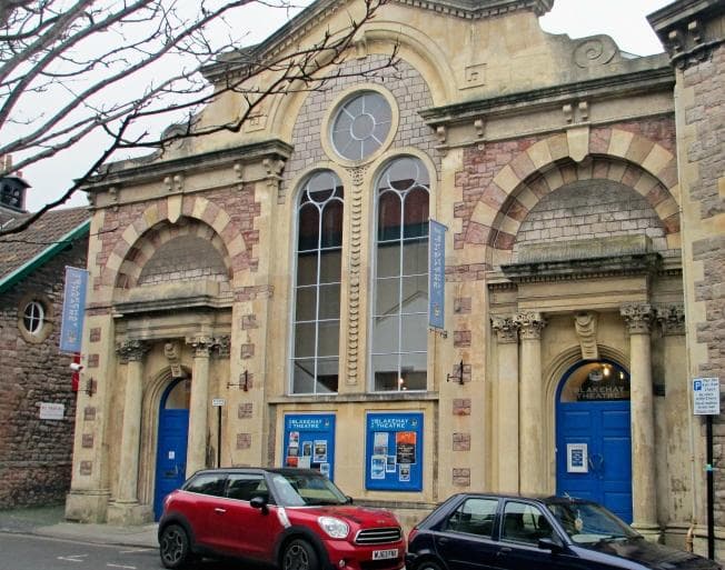 A nice facade by day but by night, you'll walk straight past it!