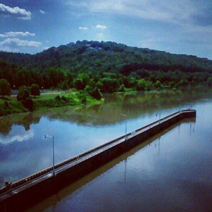 Big Dam Bridge