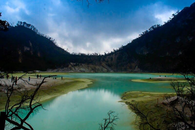 Pesona kawah putih