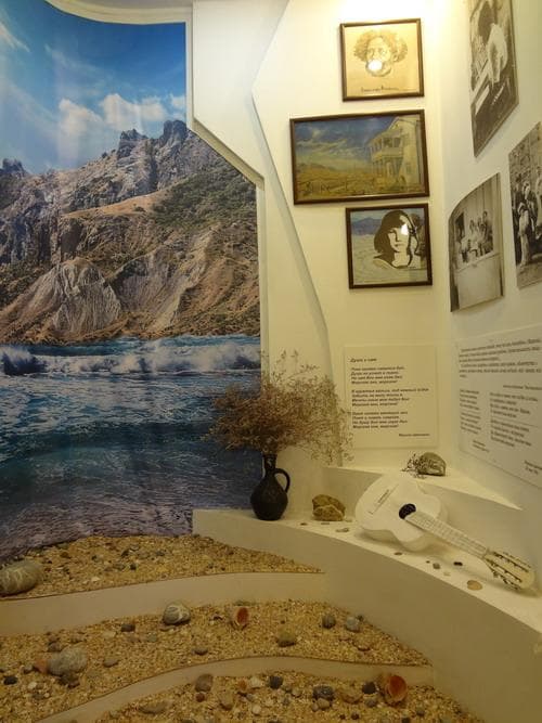 Мемориальный стенд