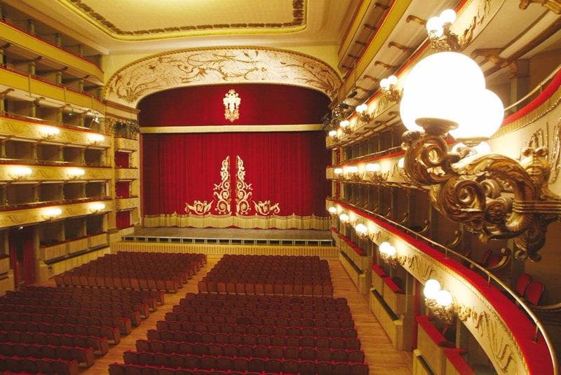 Interno del teatro