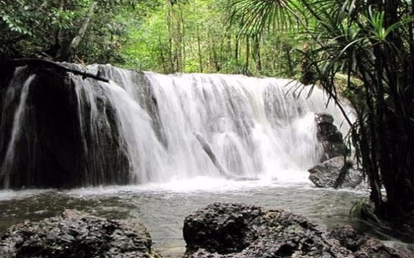 Suoi Tranh Waterfall Phu Quoc