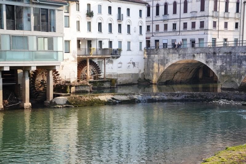 vicine al Ponte Pusteria