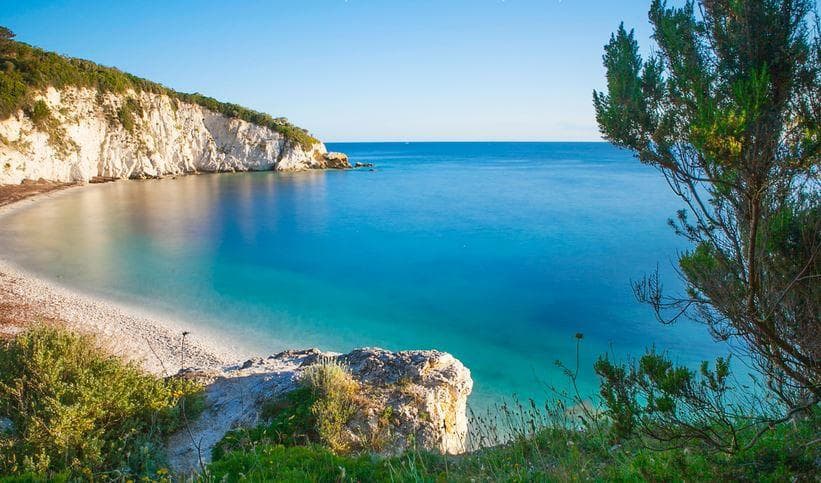 Spiaggia di Padulella alla mattina
