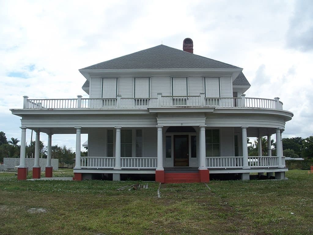 House just moved to its forever home!