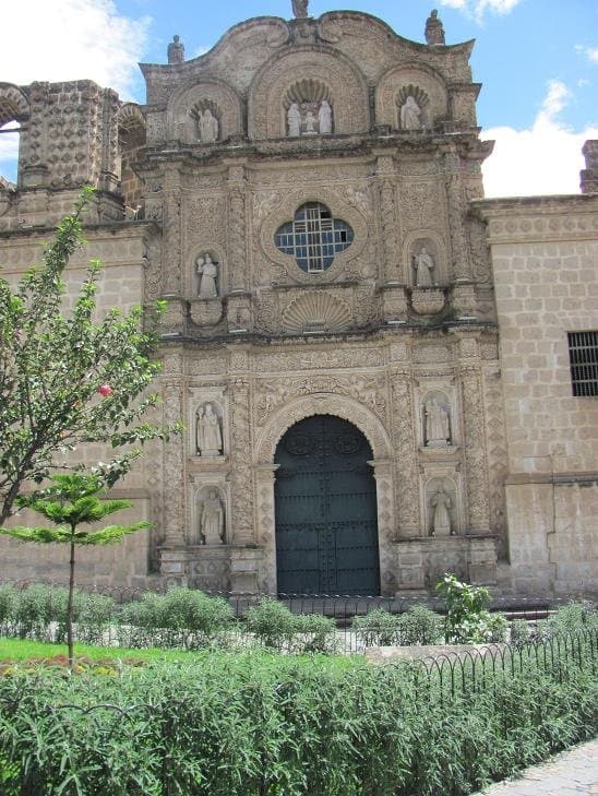 MONUMENTAL IGLESIA BELÉN CAJAMARCA
