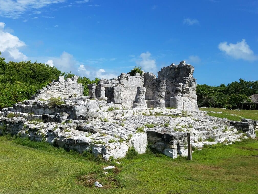 El Rey Archaeological Zone Cancún