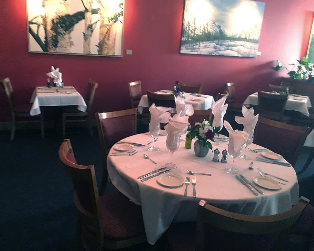 Jen's dining room interior