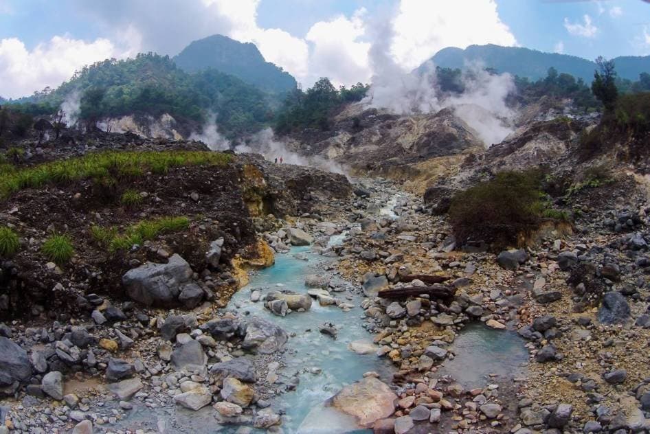 hot water pool