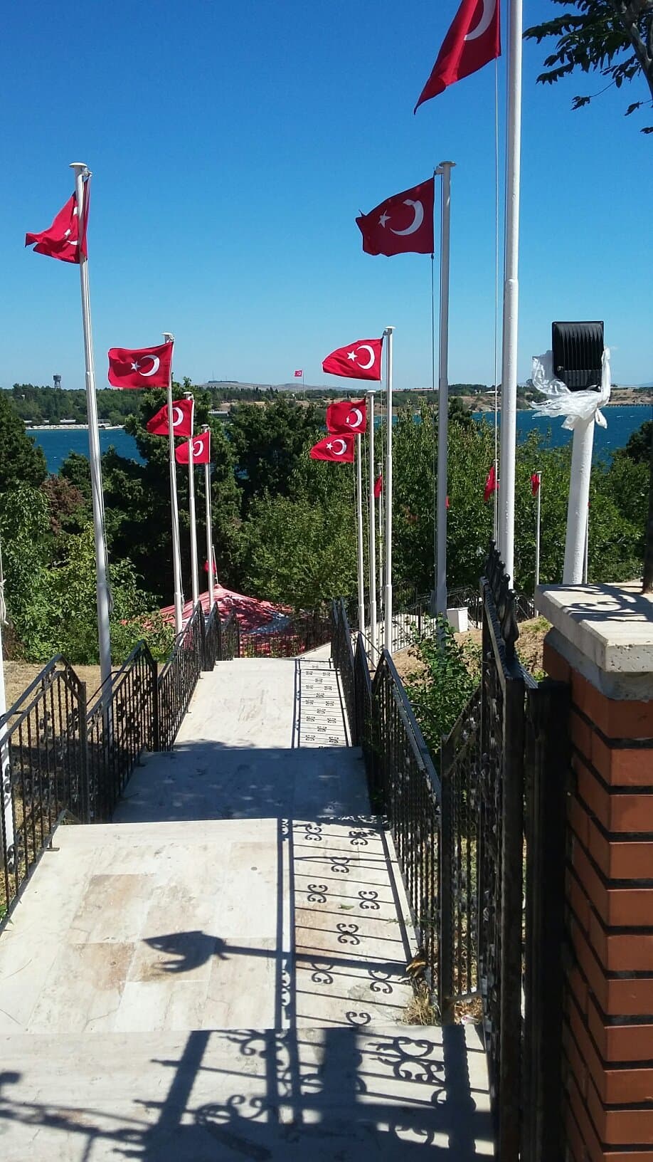 Bayrakli Baba Tomb