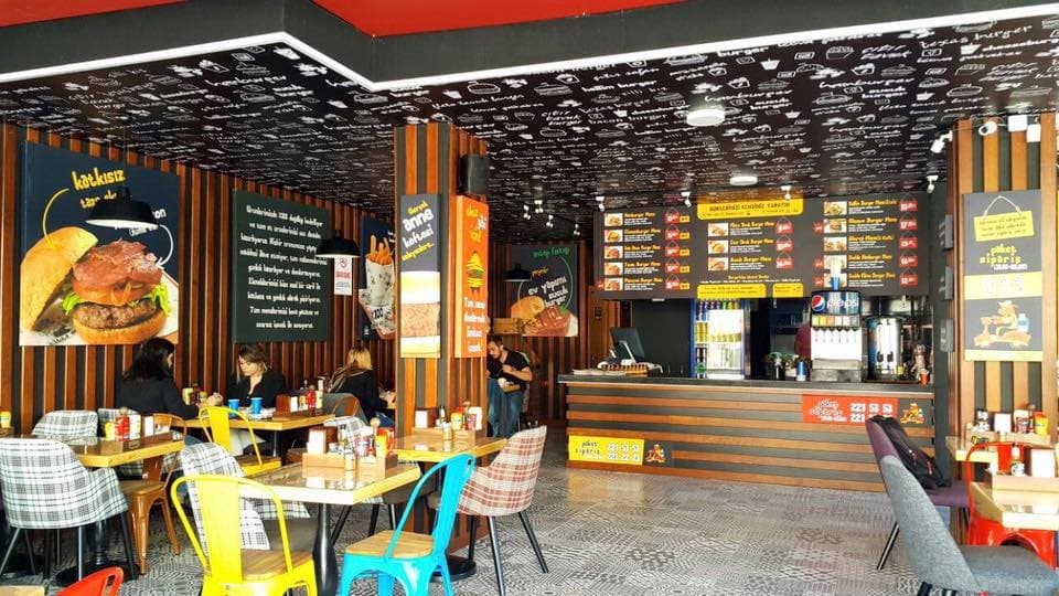 Zilli Öküz Homemade Burger Kültür merkez şubesi.